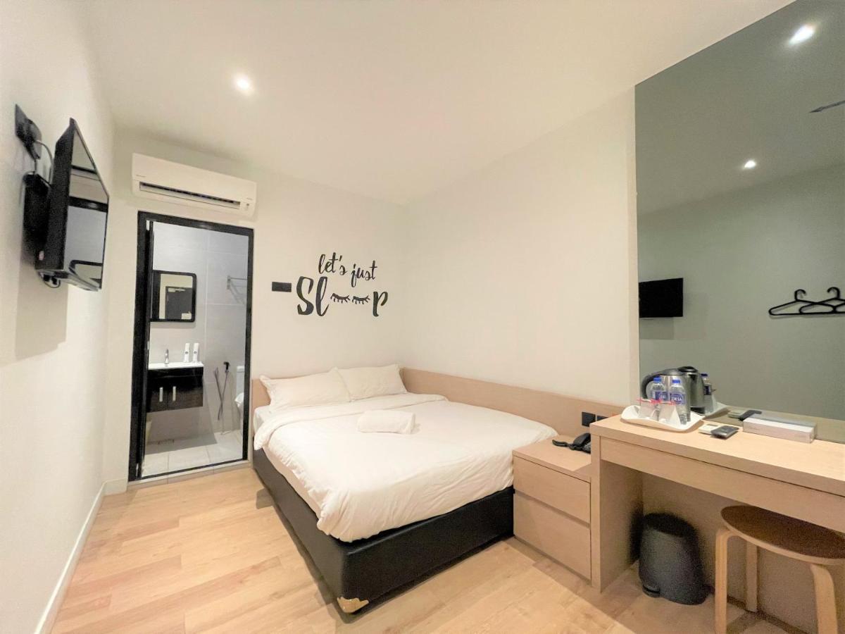 Hotel Victoria Station